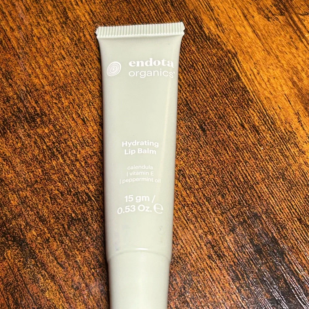 ❤️⭐ Hydrating Lip Balm - Mint Green - Picture 4 of 4